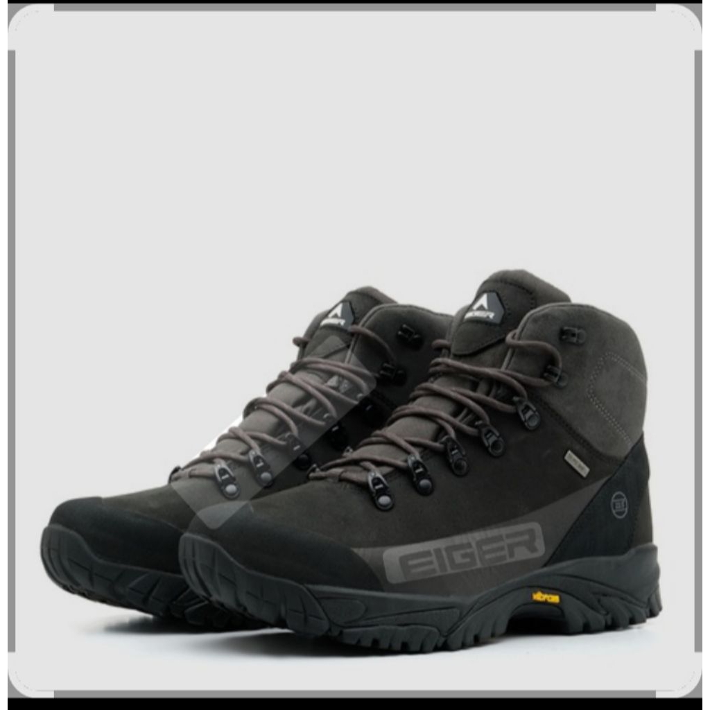 Sepatu Eiger bekas