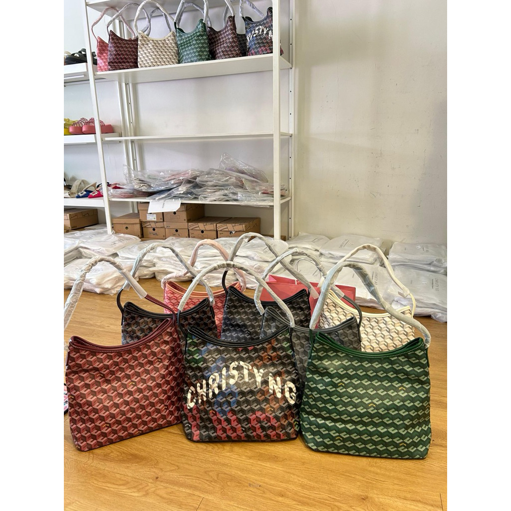 TAS CHRISTY NG
