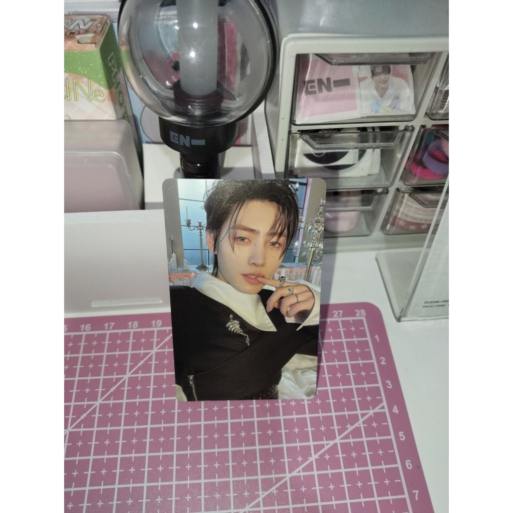 Photocard official enhypen Sunghoon dark blood engene ver