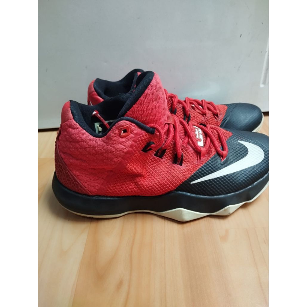 SEPATU BASKET SNEAKERS CASUAL NIKE LEBRON AMBASSADOR SIZE 41 BEKAS PRELOVED