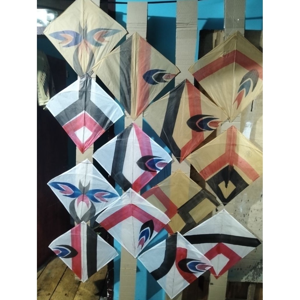 isi 50 PCS...Layang-layang JABRUG cililin CIMANDE ukuran 54 ARKU RAPIH  pola RANDOM kertas COKLAT da