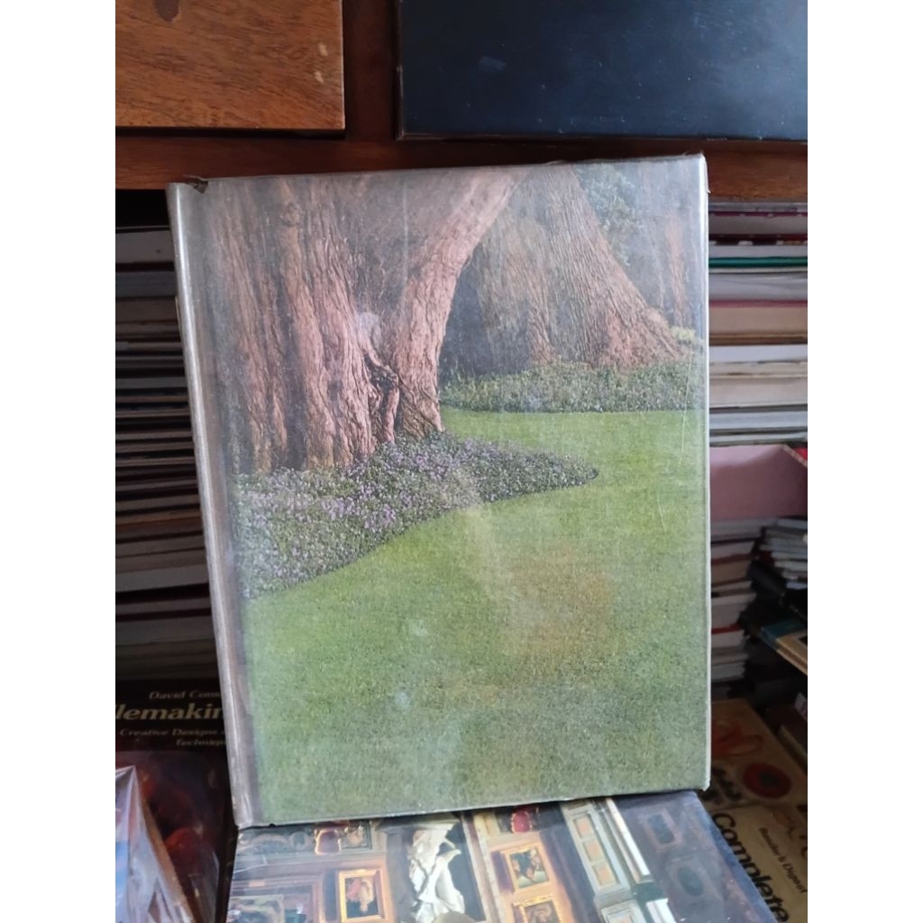 buku import time life gardening landscaping