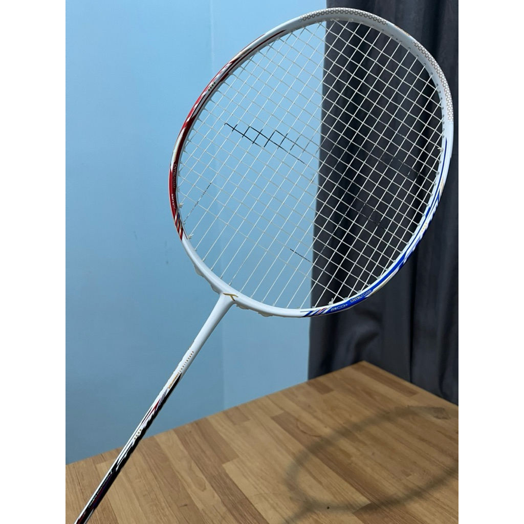 Raket Hundred Flareon Typhoon Bekas/Second - Raket Badminton