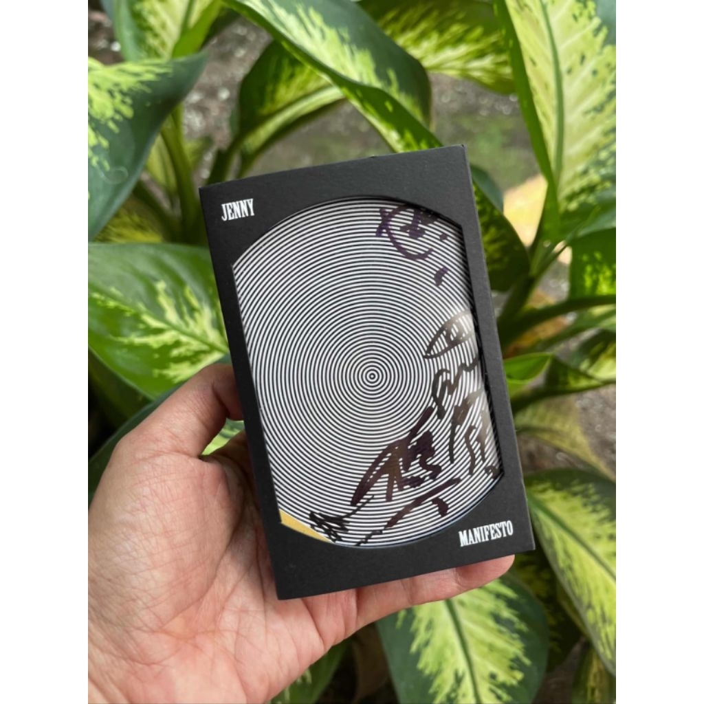 Kaset Jenny Manifesto Signed