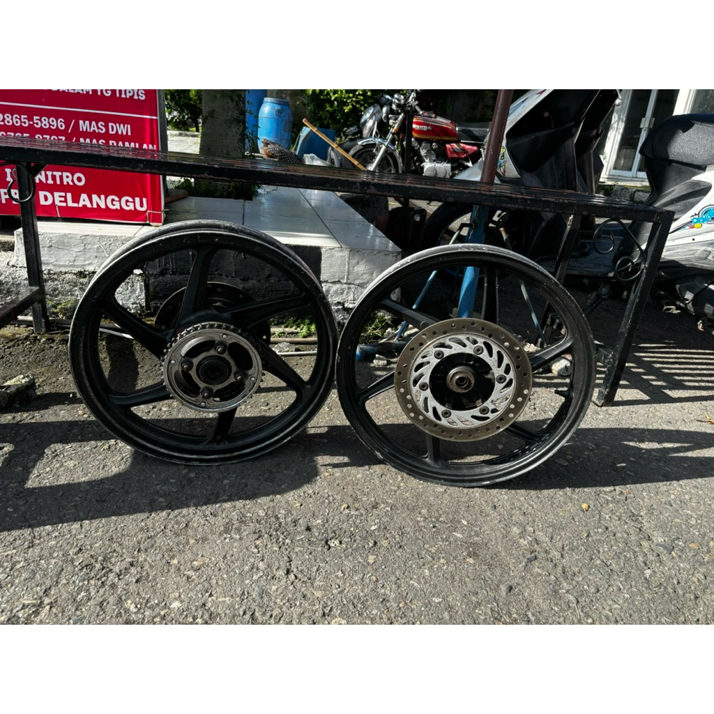 velg verza original copotan dan megapro mono original copotan