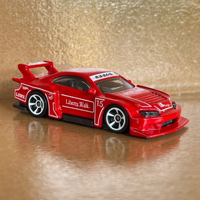 Hotwheels Nissan Silvia S15 LBWK Red Edition Custom