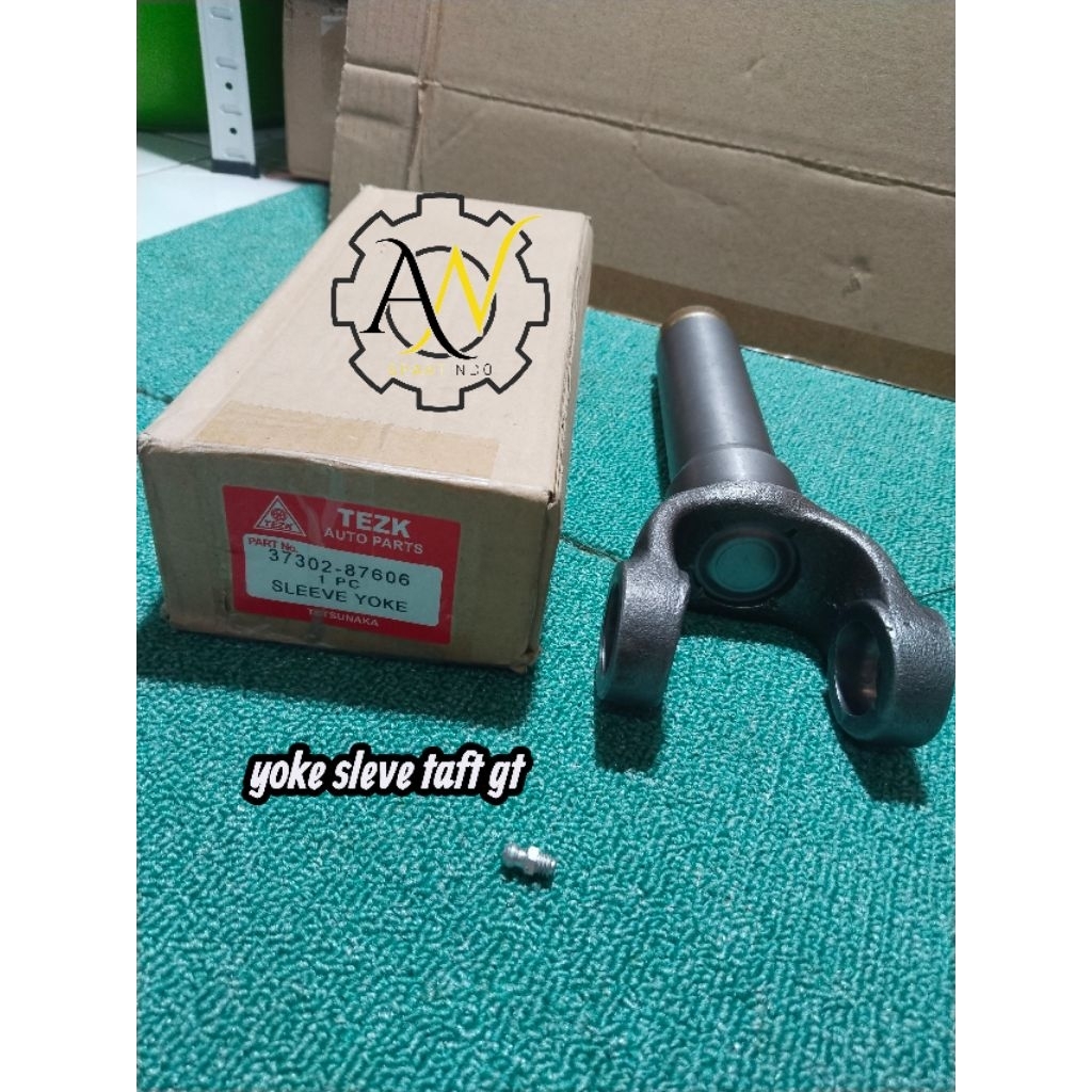 Yoke Sleeve / Yoke Kopel Sok Kopel Betina Taft GT Daihatsu Taft GT F70 Rocky Hiline 37302-87606 TEZK
