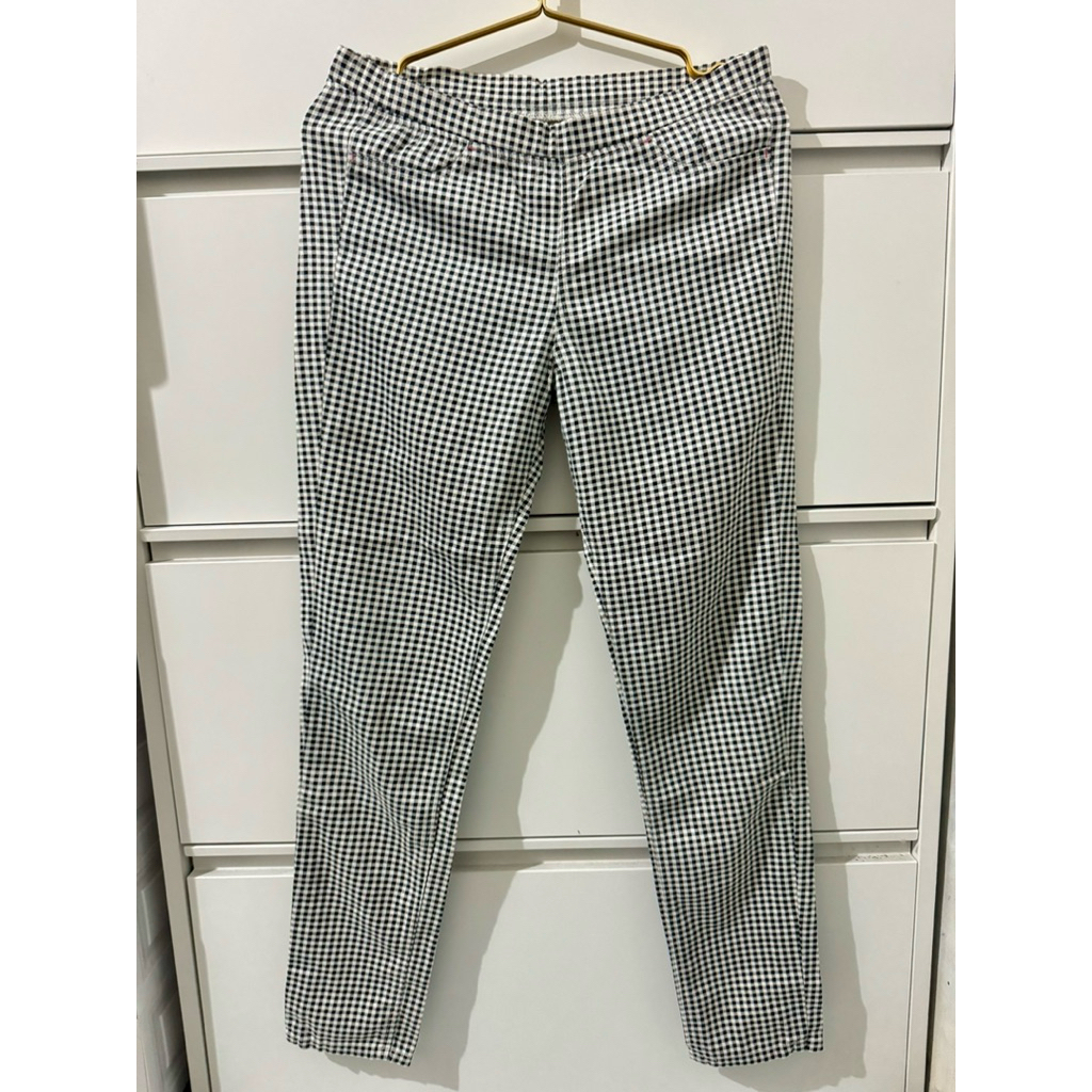 [Preloved] Celana Uniqlo XL