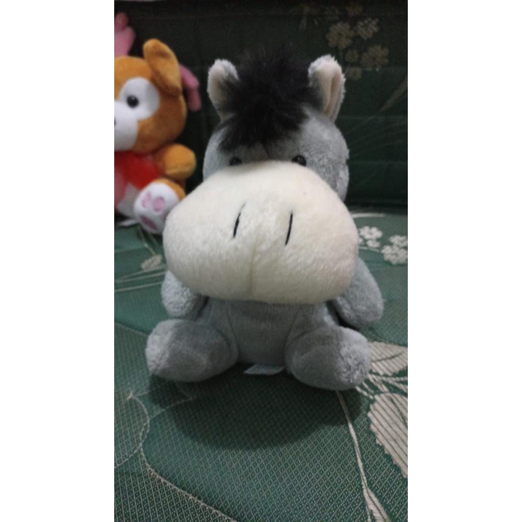 Boneka Keledai Eeyore