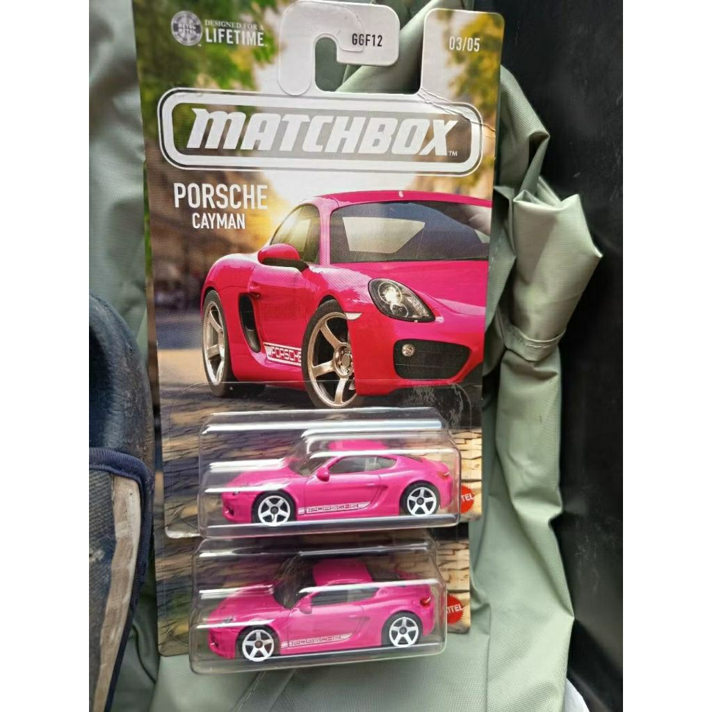 Matchbox Porsche Cayman pink