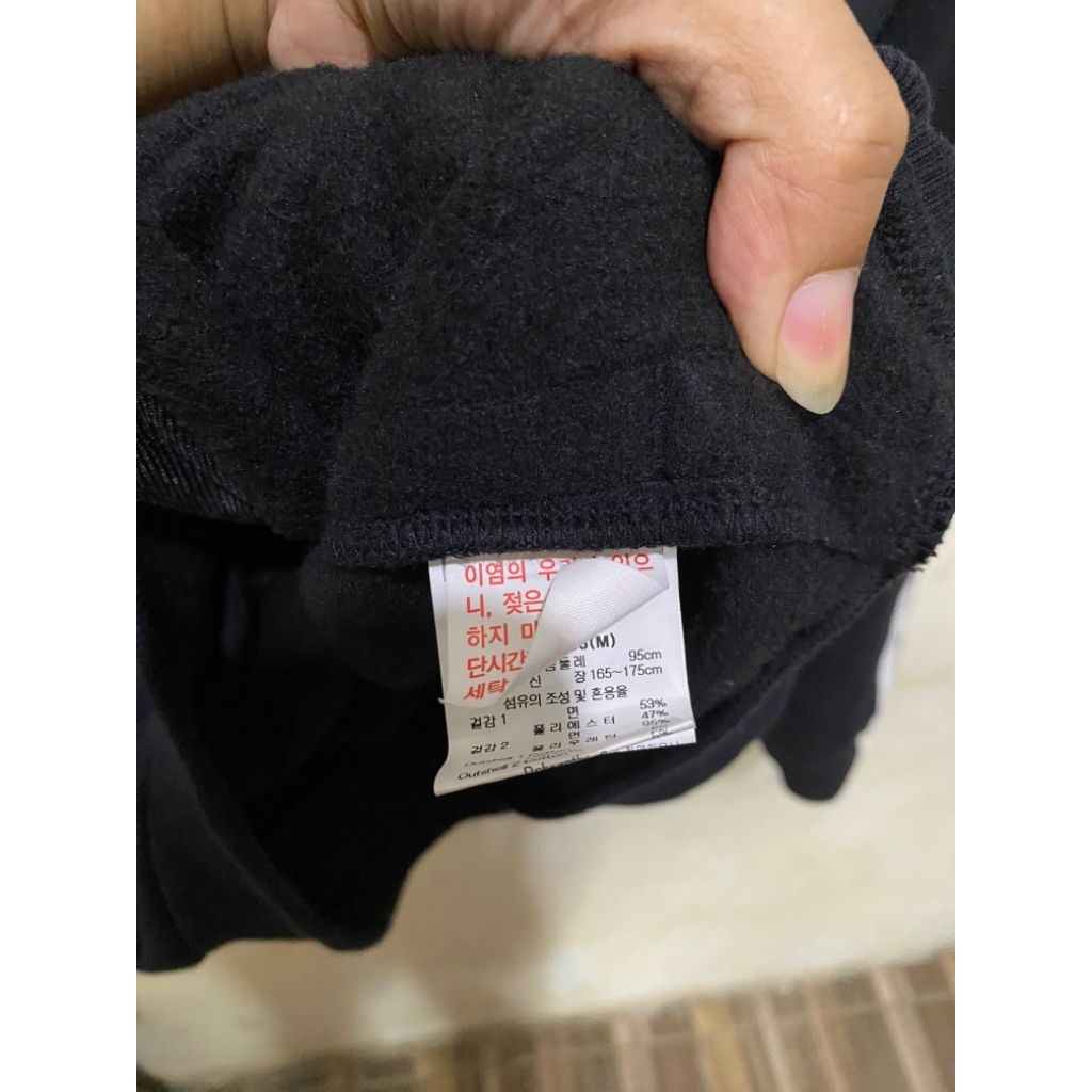 Preloved Crewneck Lecoq Spellout