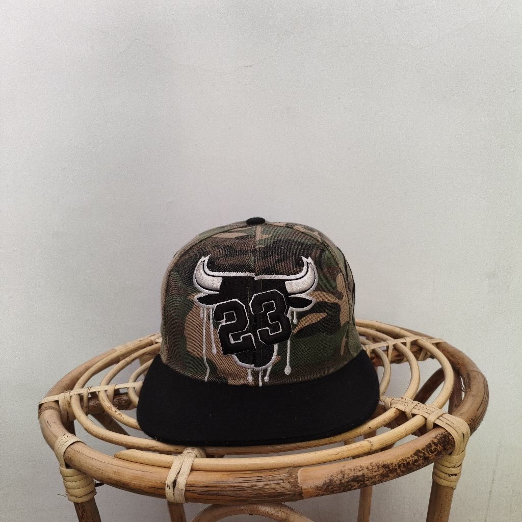 Topi Chicago Bulls Michael Jordan Camo By The Greatest