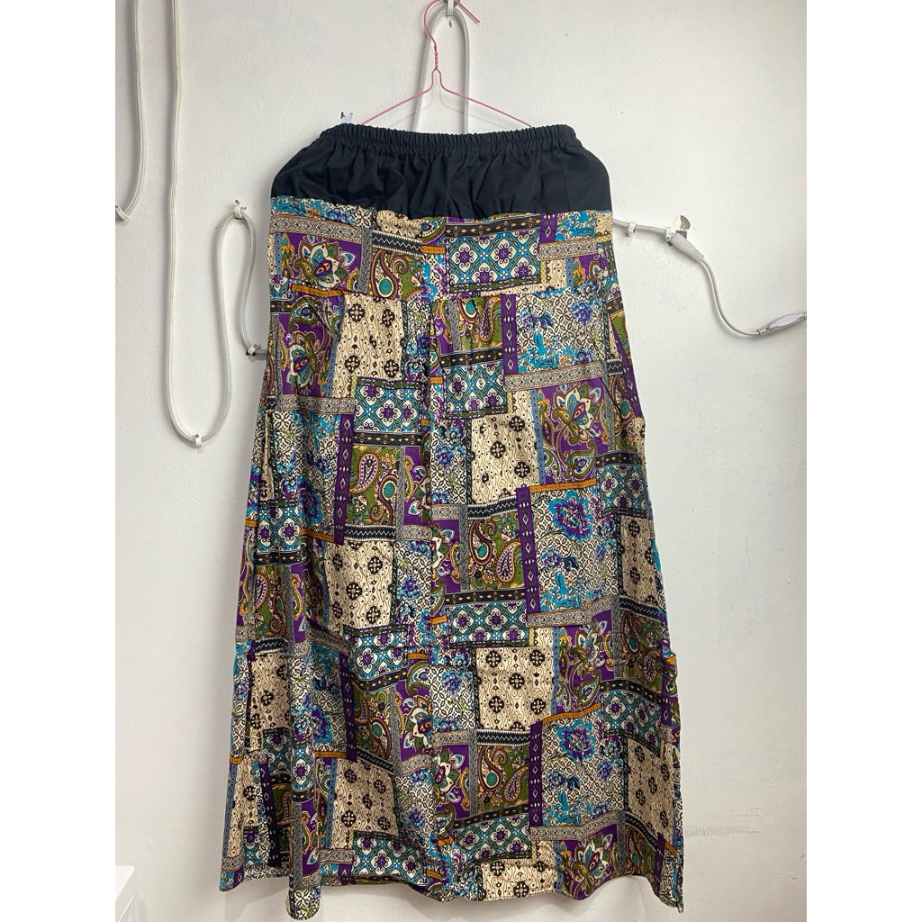 PRELOVED ROK BATIK