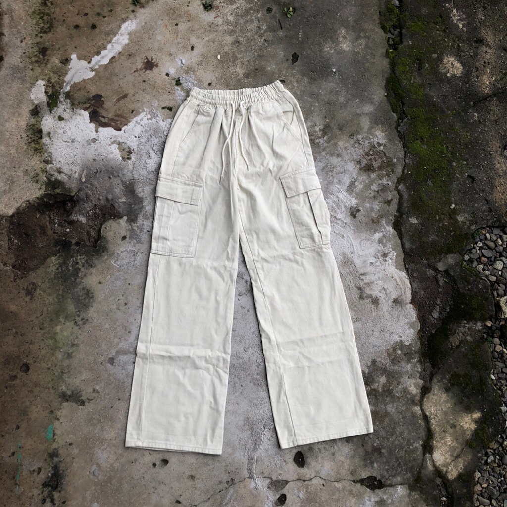 Blackup superwide cargo pants ( Second/bekas )