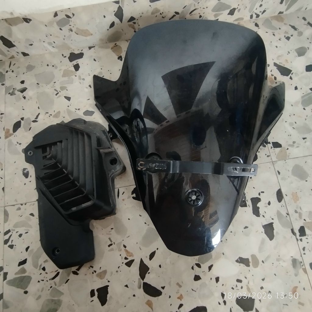 VISOR ORI PCX HITAM