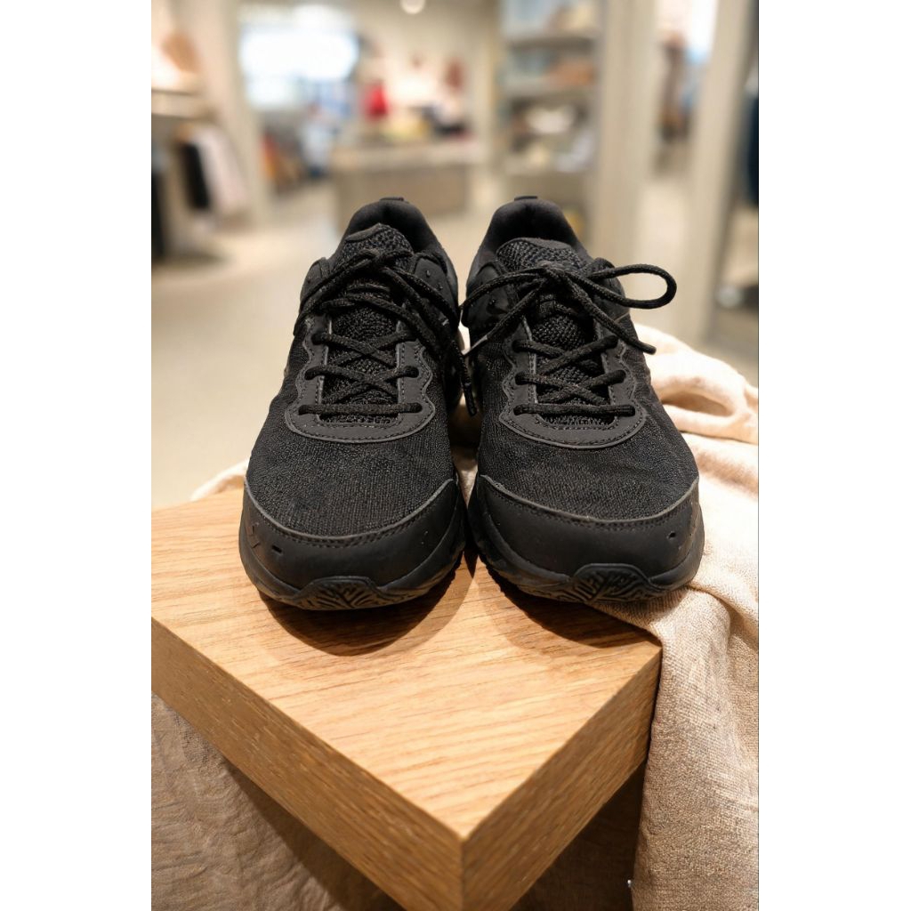 Sepatu Under Armour original 100%