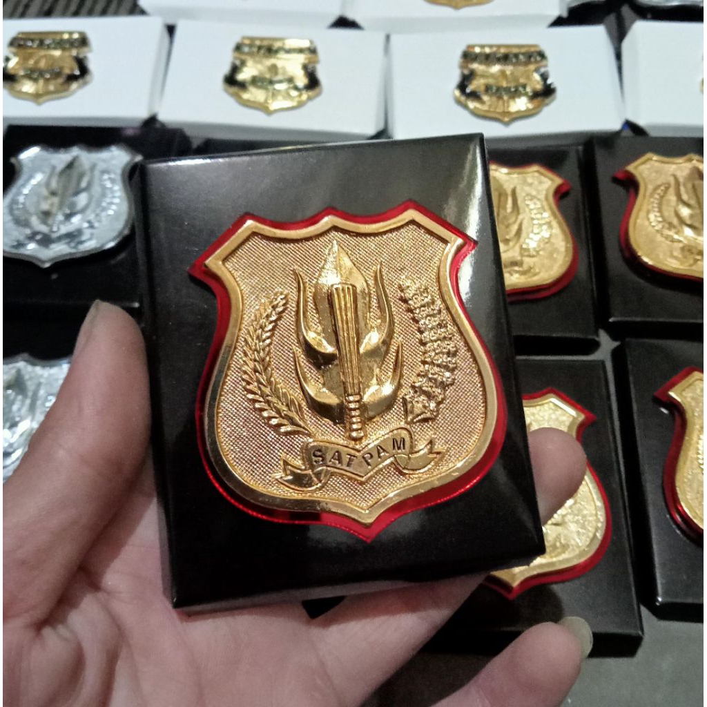 Pin Satpam | Kewenangan Satpam Akrilik Gold