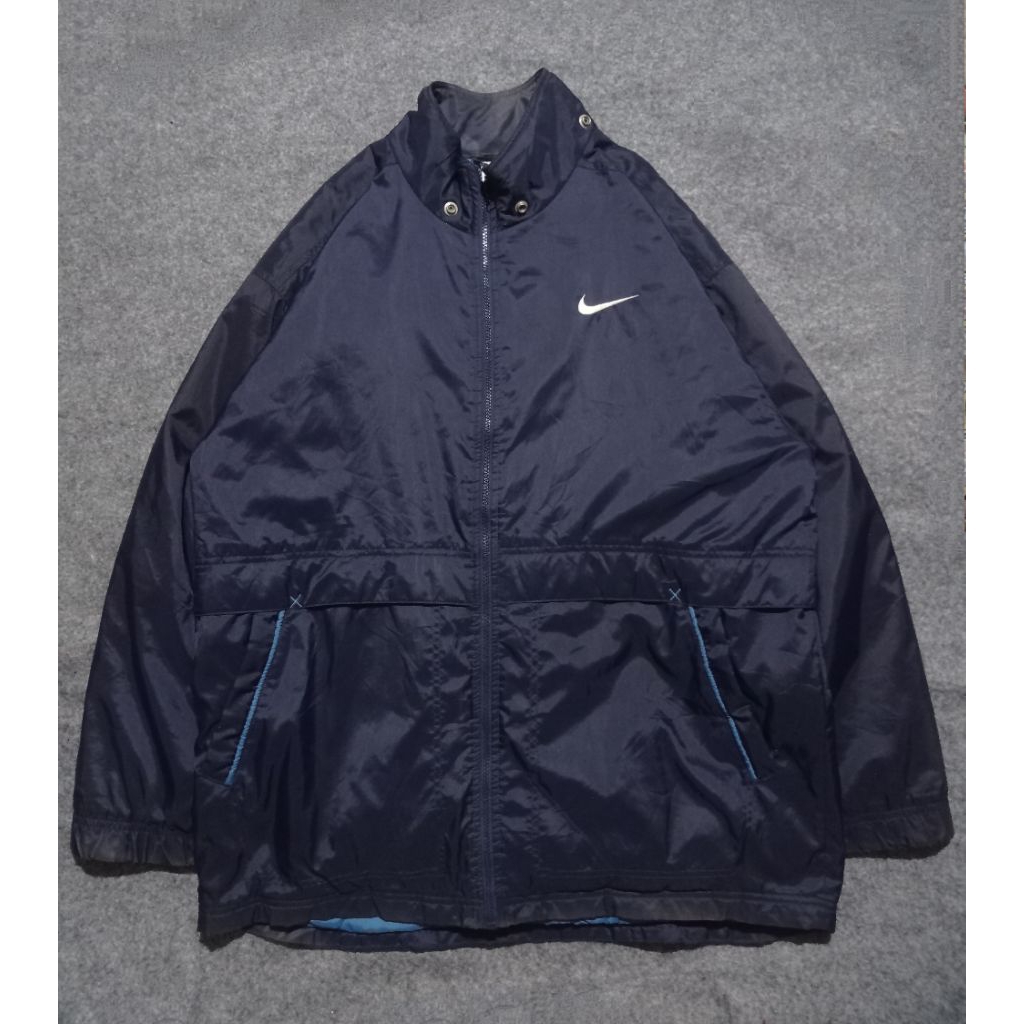 winbreaker nike big logo