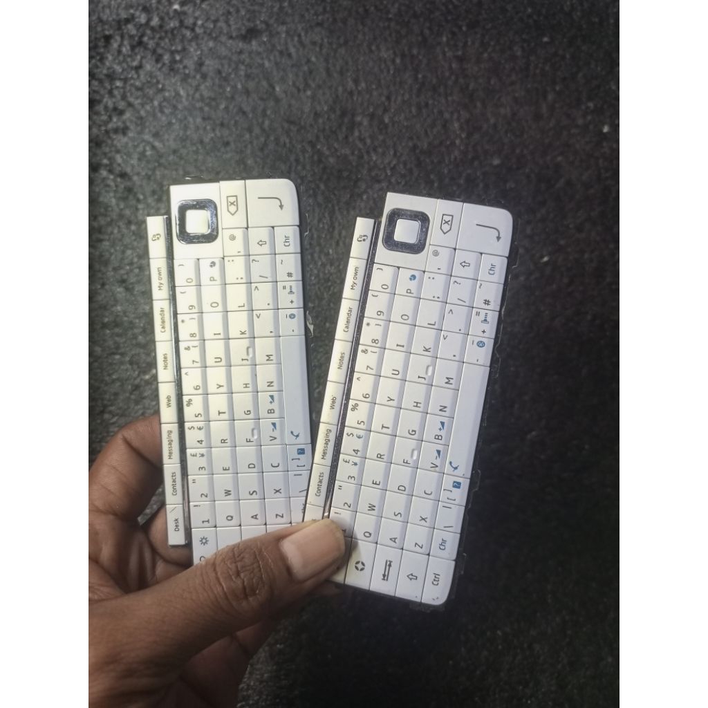 Keypad Dalam Nokia E90 Communicator Original Copotan Hp Warna Putih maron