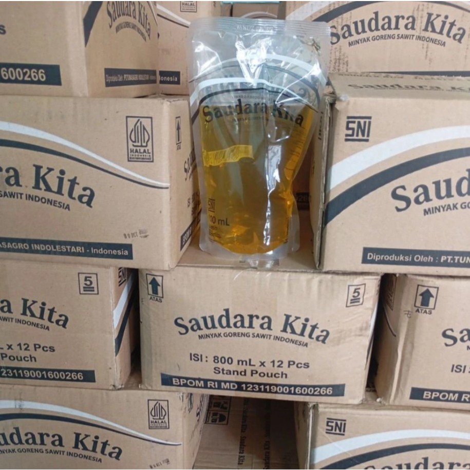 Minyak Goreng Saudara Kita 800 ML 1 DUS ISI 12 POUCH - Praktis, Higienis, dan Ekonomis