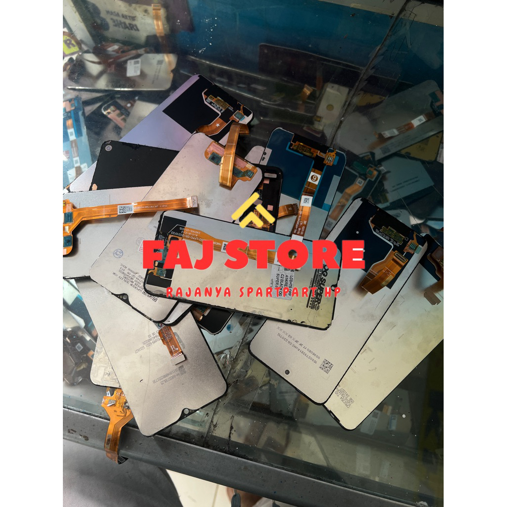 LCD BEKAS KILOAN UNTUK BAHAN LEBURAN FLEKSIBEL LAYER DLL