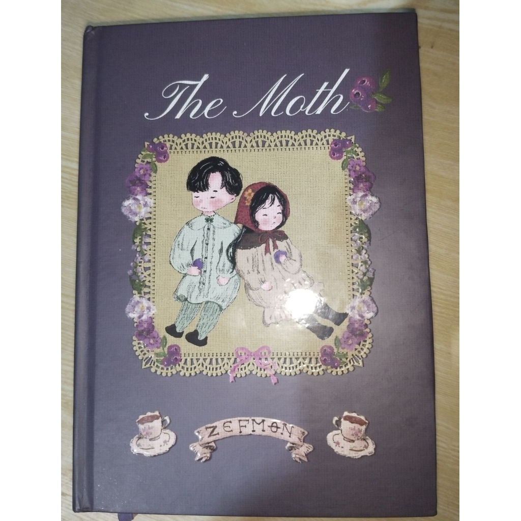 novel the moth (titipan temen)