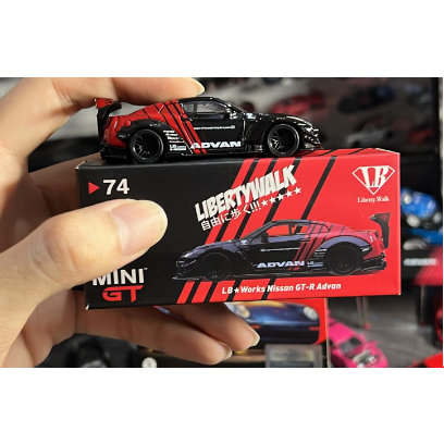 Mini gt r35 advan mini gt 74