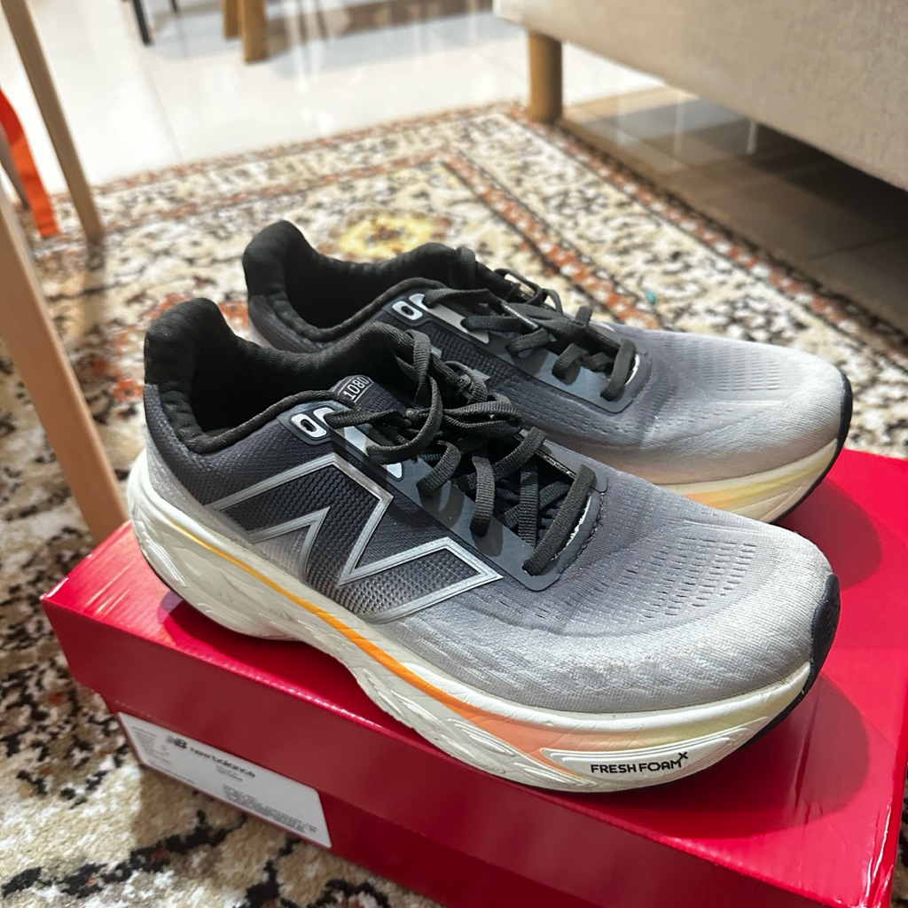 New Balance 1080 v14 Running Shoes Preloved Like New