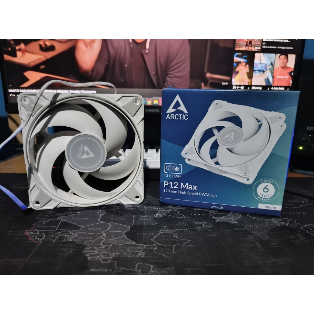 Fan Arctic P12 Max white