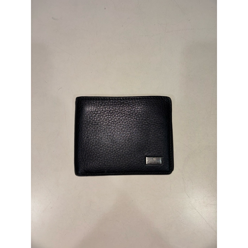 Dompet bekas bahan kulit Pierre Cardin