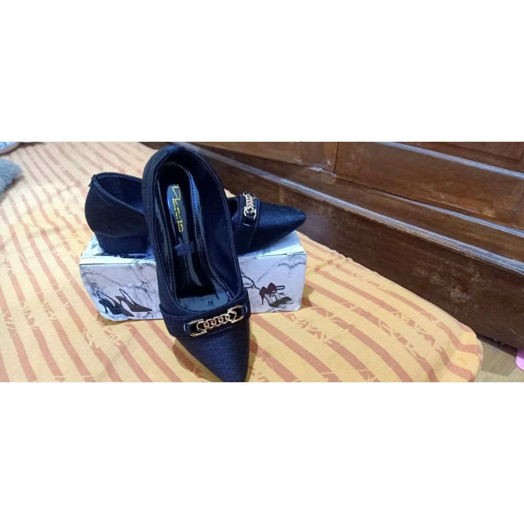 Diana shoes