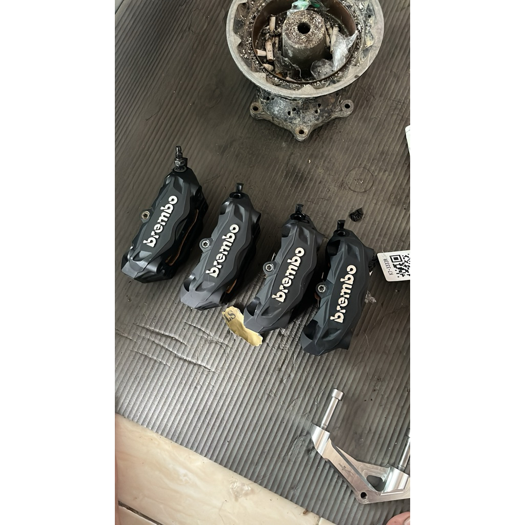 Kaliper brembo m432 kanan