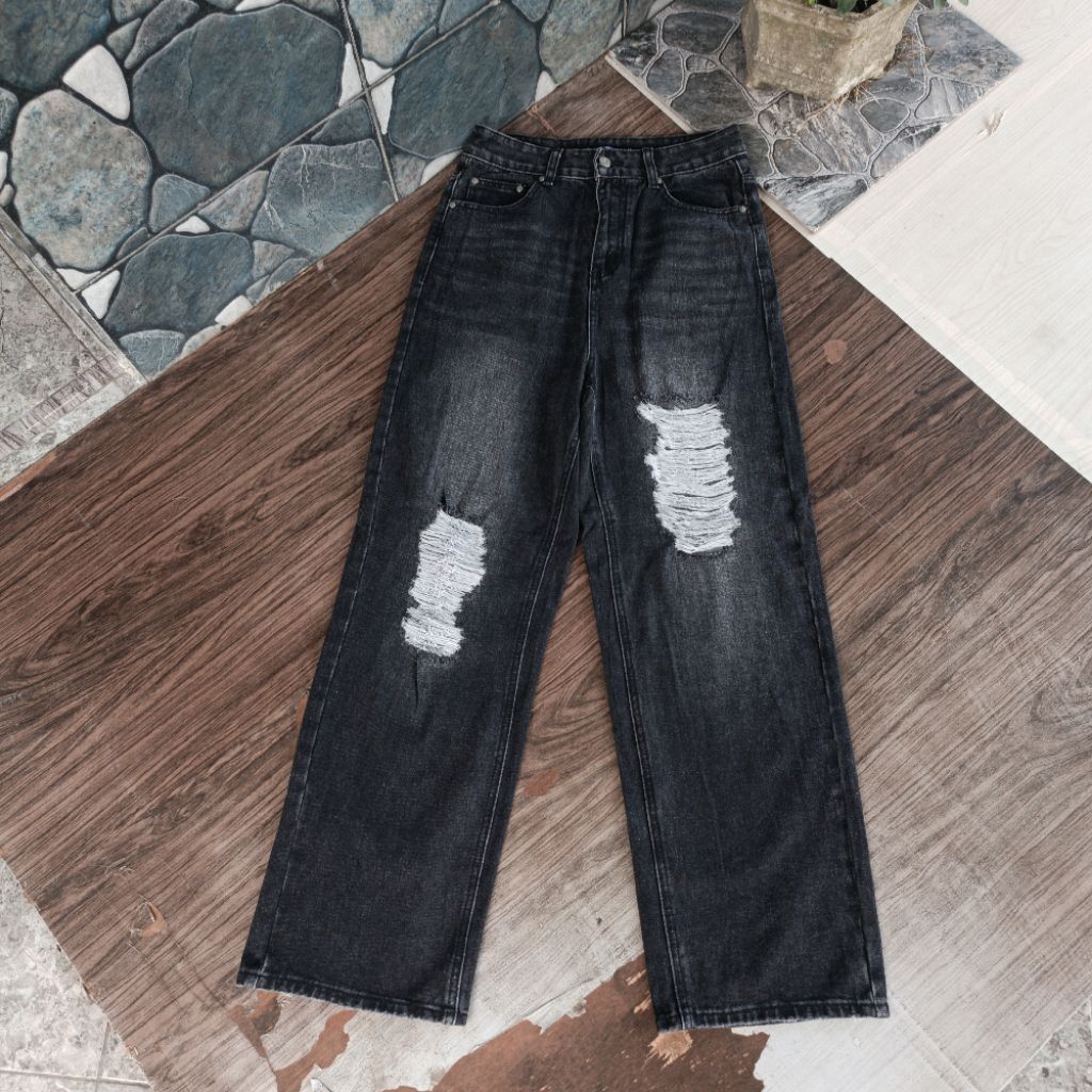 celana jeans rest & recreation cakepp ( sz 28 perhatikan pxl)