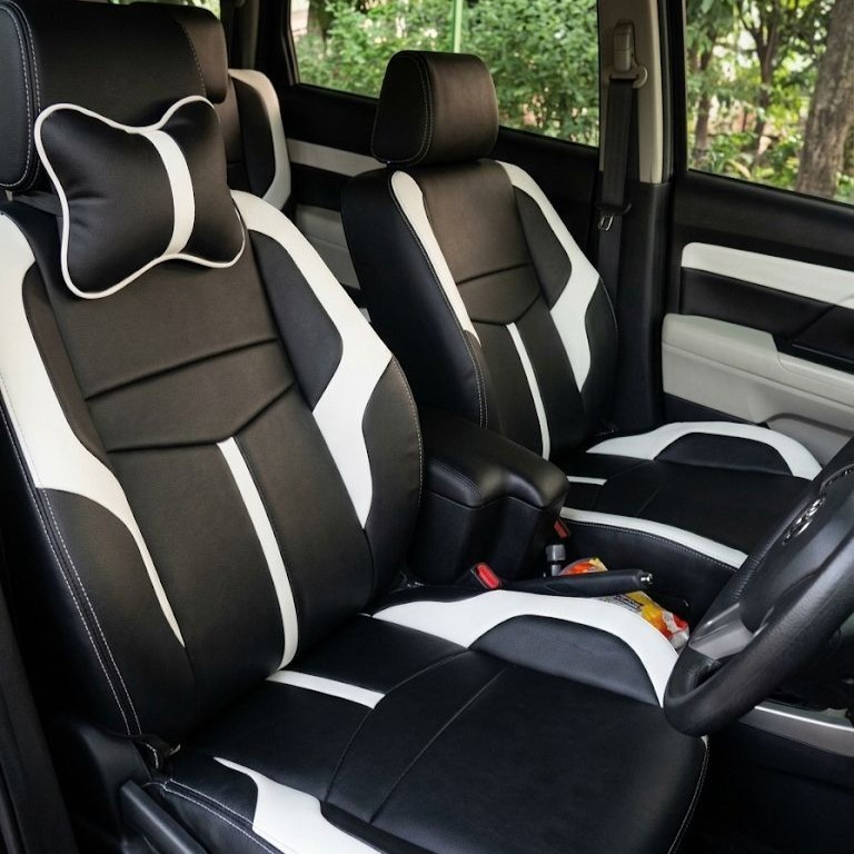 Innova Lama 2007-2014 Sarung Jok Mobil Full Set 3 Baris