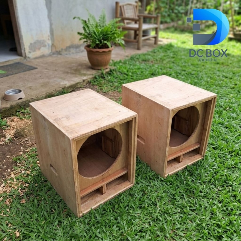 Box Subwoofer Miniscoop 10 Inch