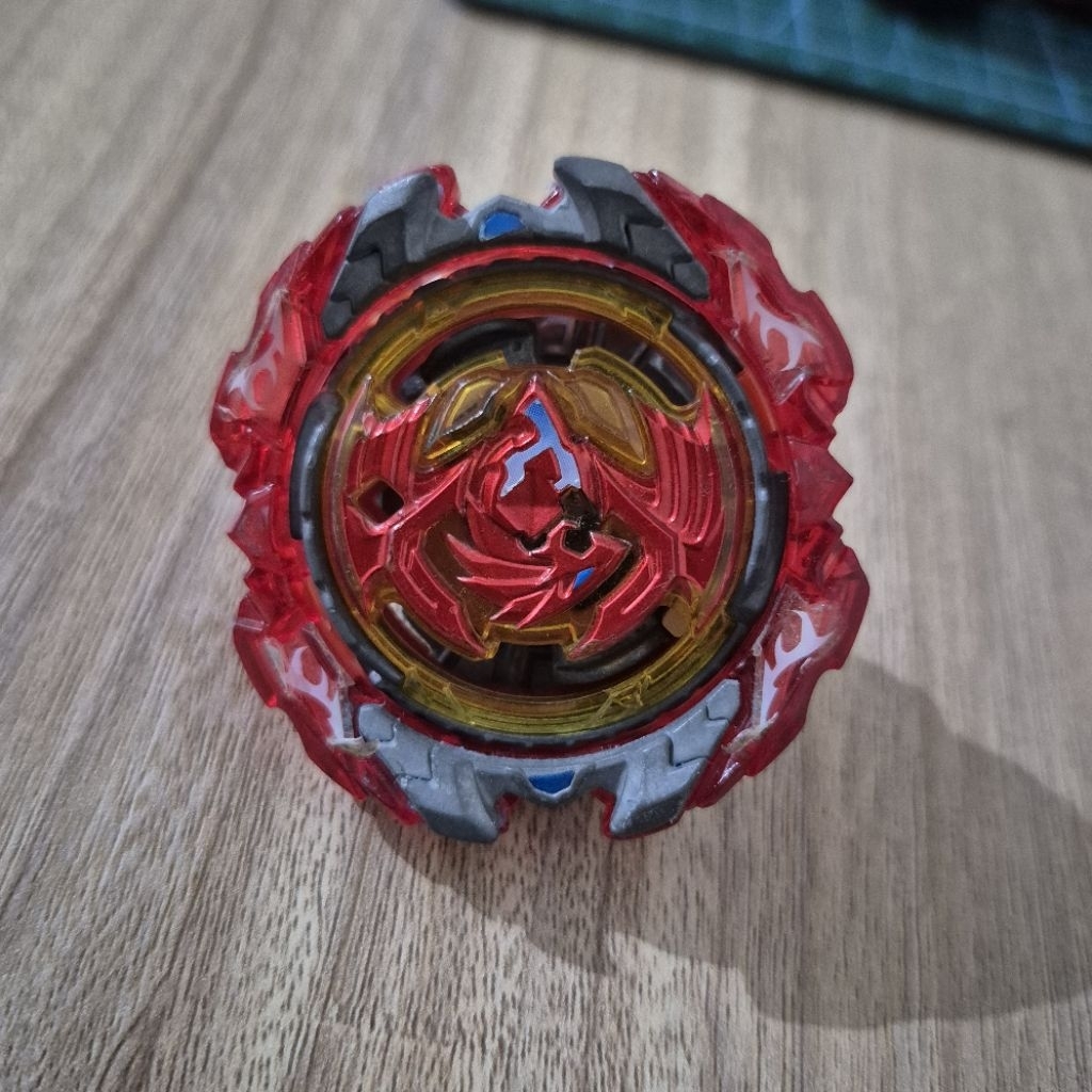 Beyblade Burst Revive Phoenix