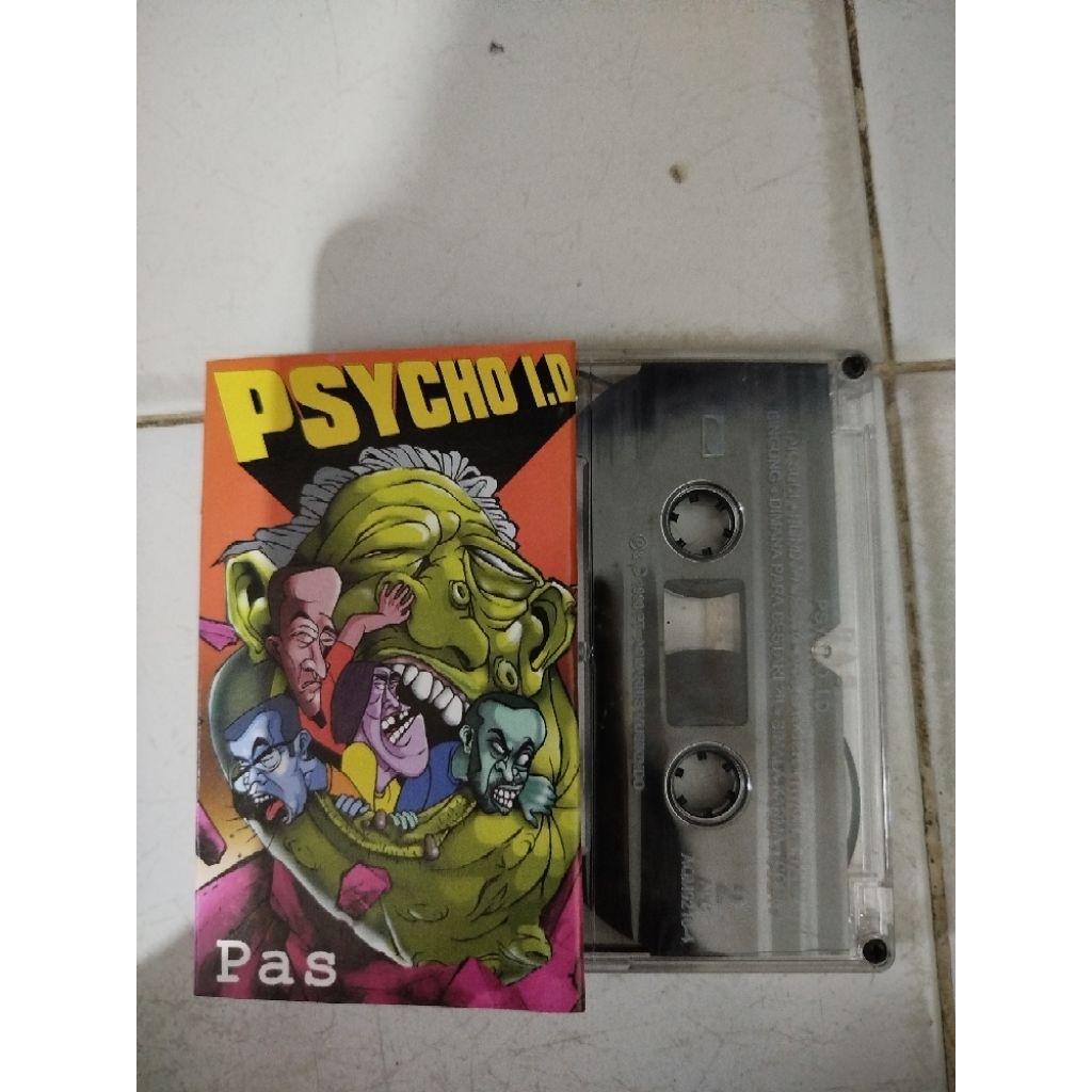 Kaset Pas band