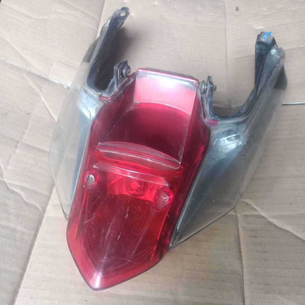 lampu stop cs1 bekas original