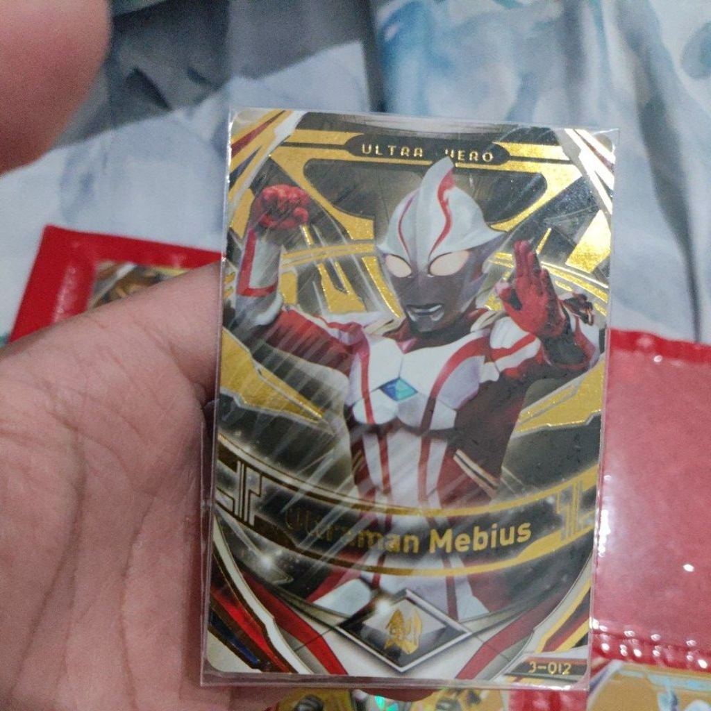 kartu ultraman mebius