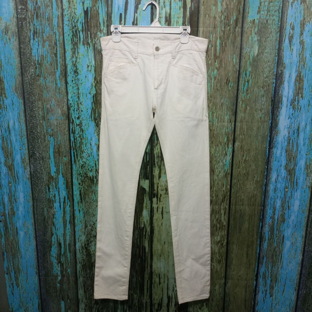 Celana panjang pria BEN DAVIS  bagus  size 32 (Lp 84cm Panjang 114cm ol 16cm )
