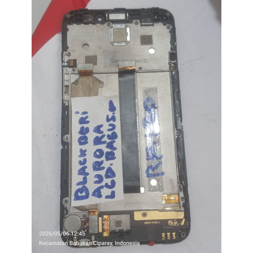 blackberry aurora lcd bagus ori copotan
