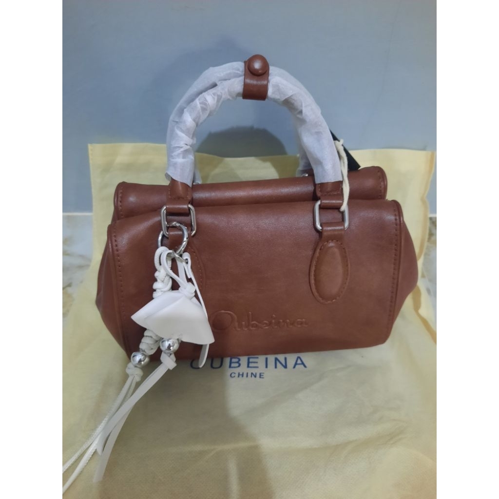 Oubena Brown