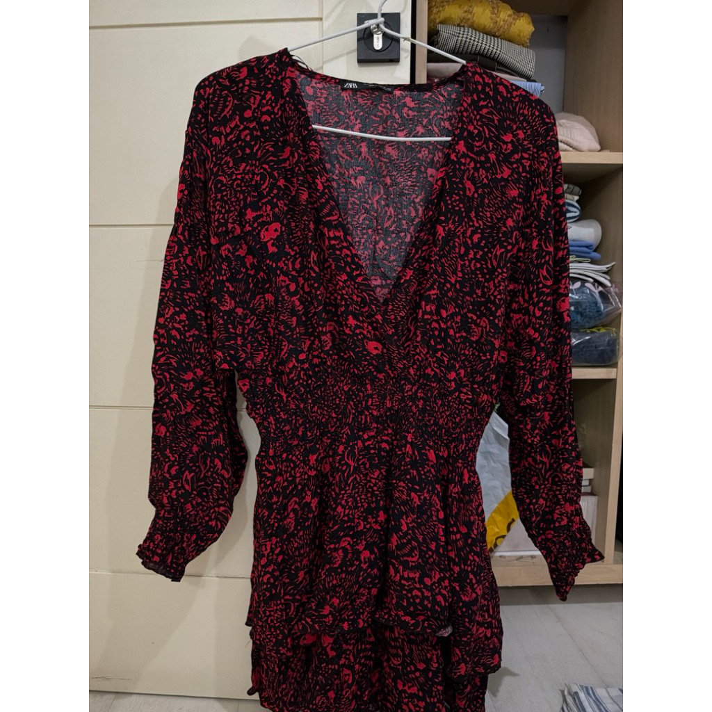 [Preloved] Zara - Flowy Red Blouse Top