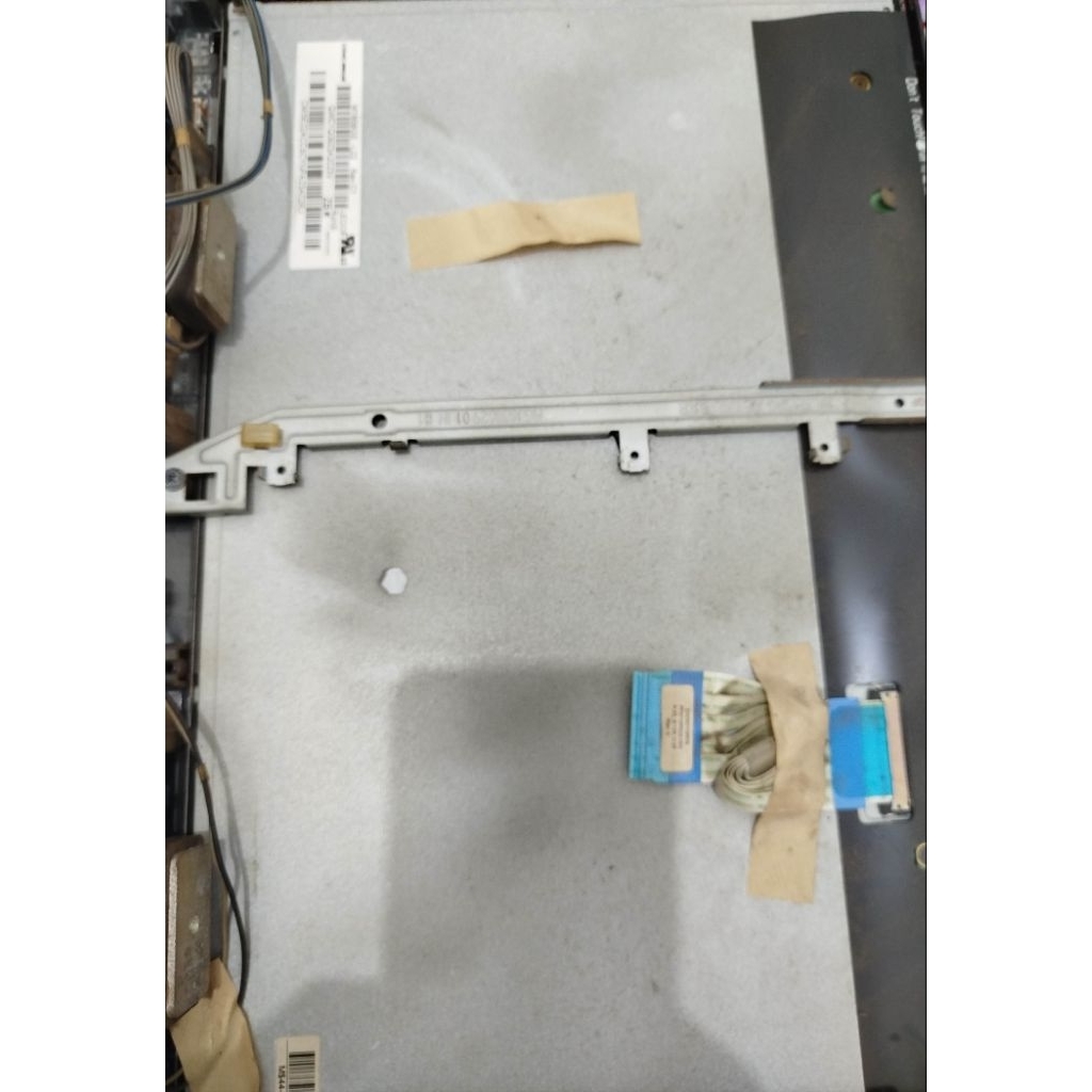 Panel LCD LED Polytron 32 inch
