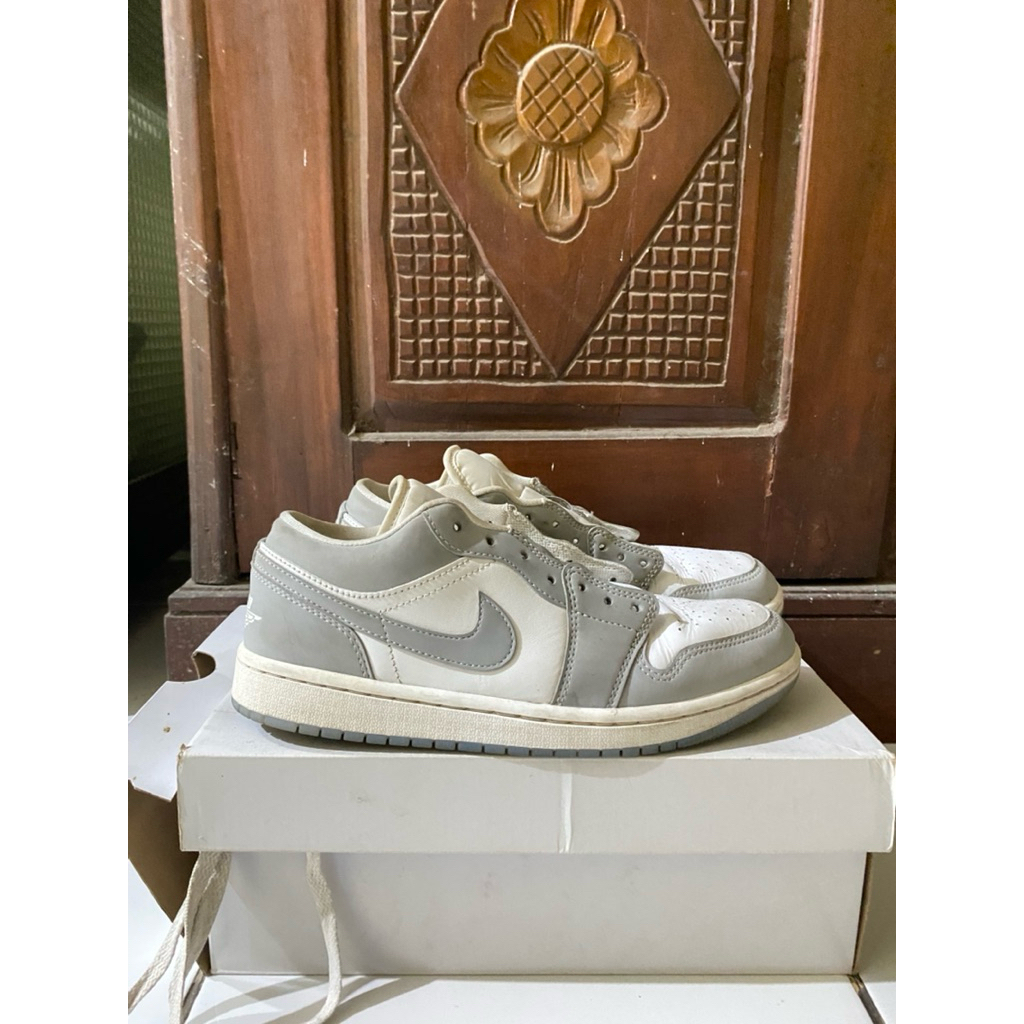 Nike air jordan wolf grey low