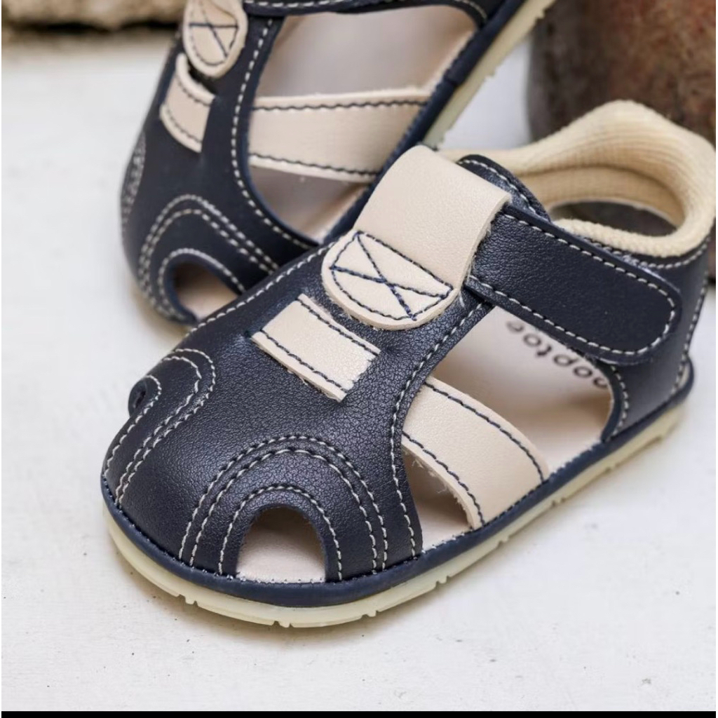 (Preloved) Poptoe denver navy - Size 21