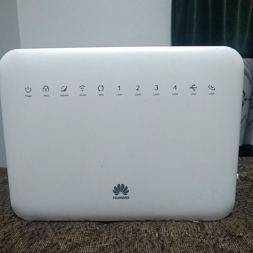 router Huawei LG8245V