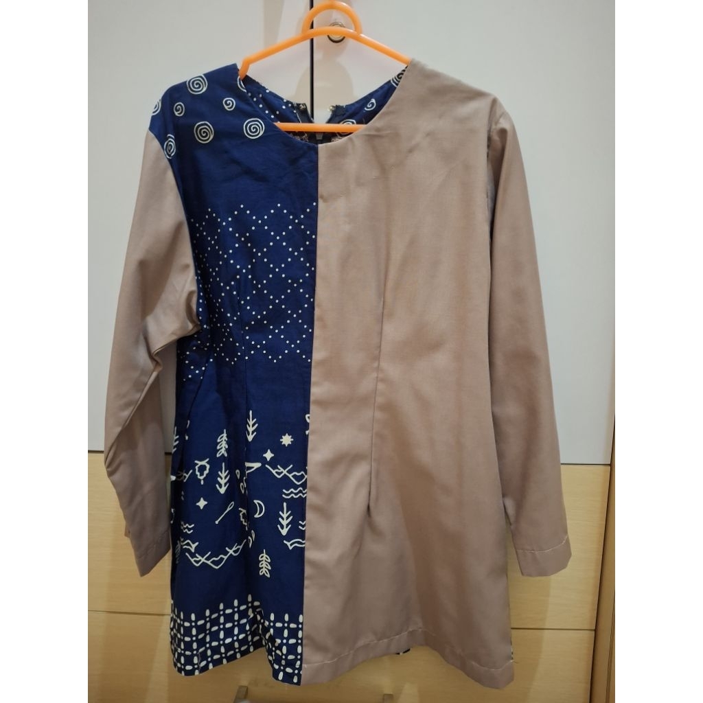 hem batik wanita