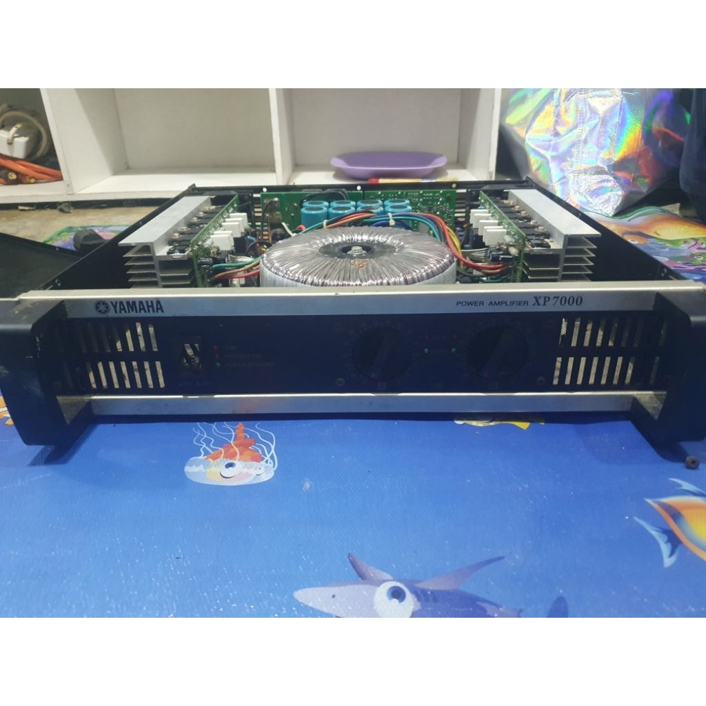 power 15A yamaha XP 7000 bekas normal