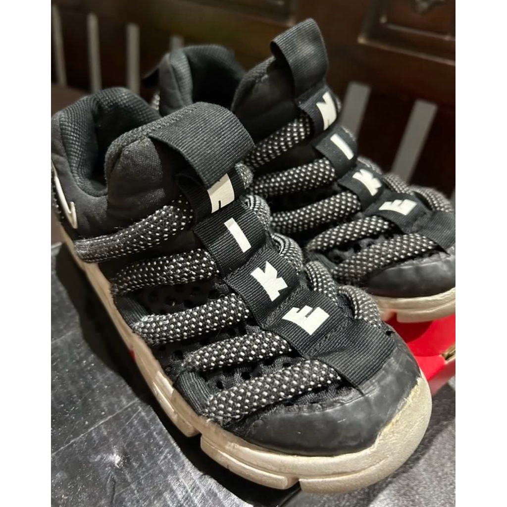 preloved nike anak